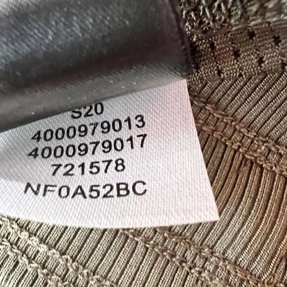 THE NORTH FACE Aphrodite Skort in Dark Olive Green Size XL = 16 - 18 - Picture 15 of 15